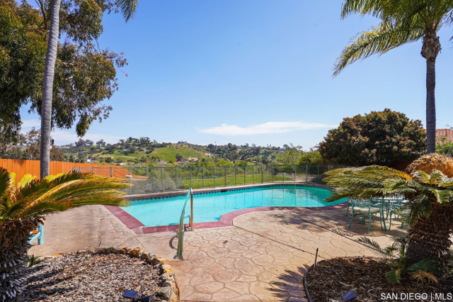 3342 RIO VISTA 3342 Rio Vista Dr, Bonita CA: https://media.crmls.org/mediaz/1e3b659b-25d8-4051-b48d-5bc9288a01fd.jpg