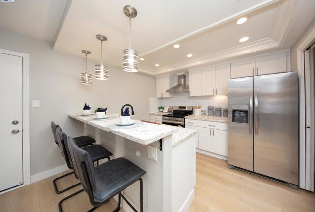 1392 Springview Ct., Concord CA: https://media.crmls.org/mediaz/1e3bacd3-4d7a-4380-b813-d7362b434573.jpg