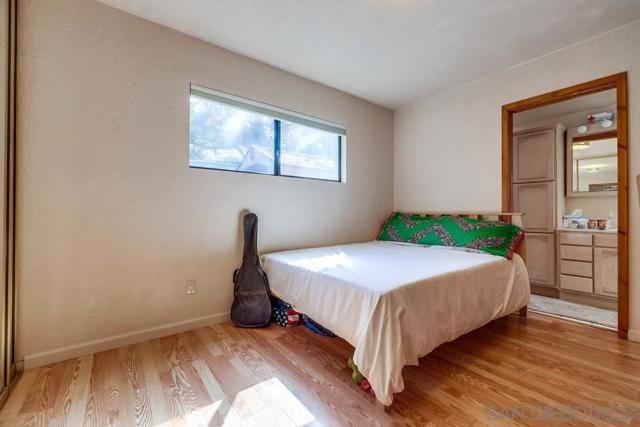 1511 Alpine Terrace Rd, Alpine CA: https://media.crmls.org/mediaz/1e3bad0d-a37d-4d28-90d9-64cb9075ecb4.jpg