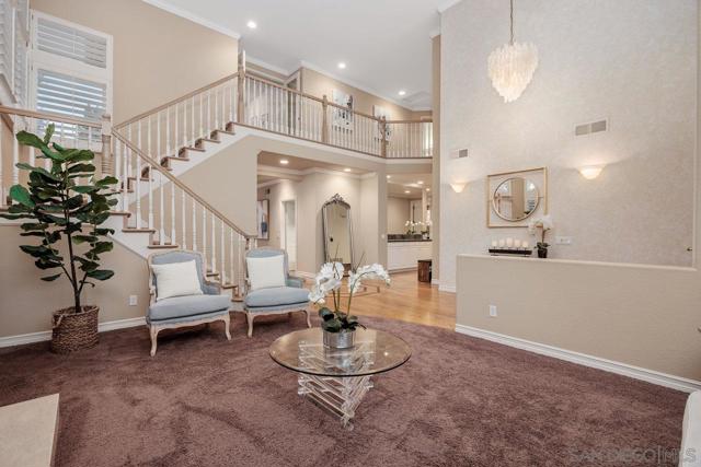 4798 Thurston Pl, San Diego CA: https://media.crmls.org/mediaz/1e3bcaeb-dbea-4cc4-9f07-c84c5a4bbd7a.jpg