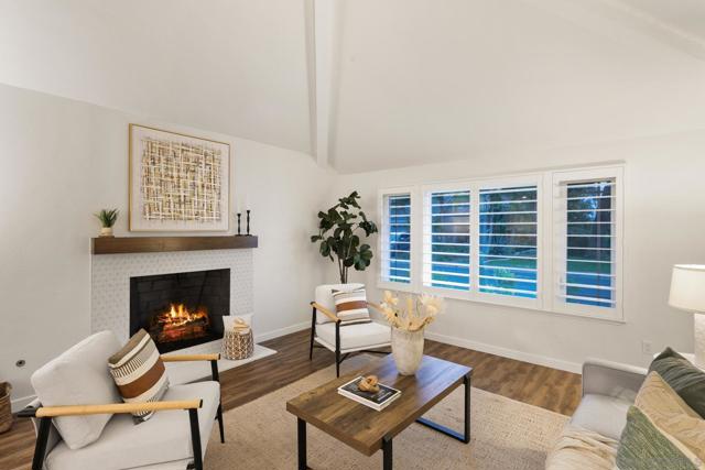 1736 Hill Top Lane, Encinitas CA: https://media.crmls.org/mediaz/1e3c0e3b-7705-41df-baf4-efdb426d25e2.jpg