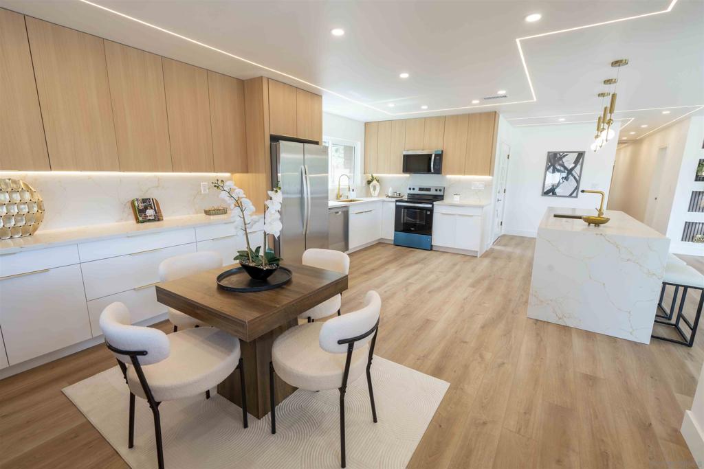 MLS #250039460SD image #17