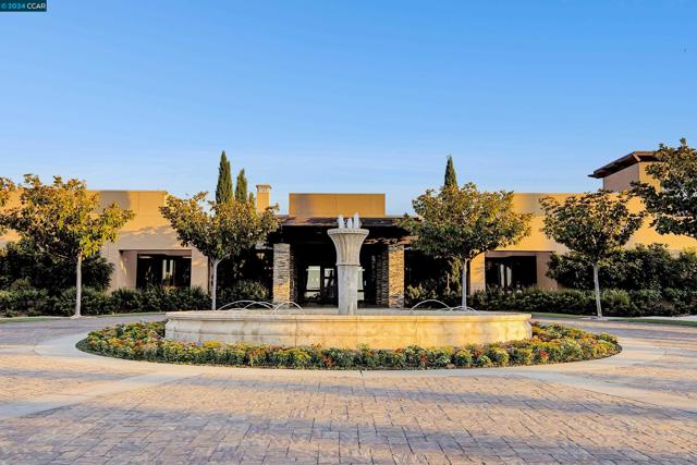 Image 39 of 52 For 1714 St Emilion Ln