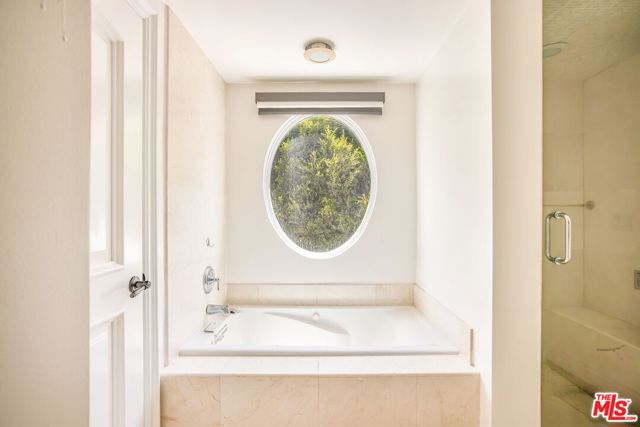 10914 Bellagio Road, Los Angeles CA: https://media.crmls.org/mediaz/1e3d7b11-2ca3-4d81-b4dc-d58dcd82faa5.jpg