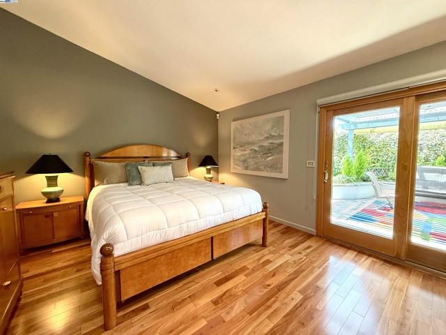 6291 Calle Fuego, Pleasanton CA: https://media.crmls.org/mediaz/1e3db1ac-772a-457d-ad28-b0b058984d10.jpg