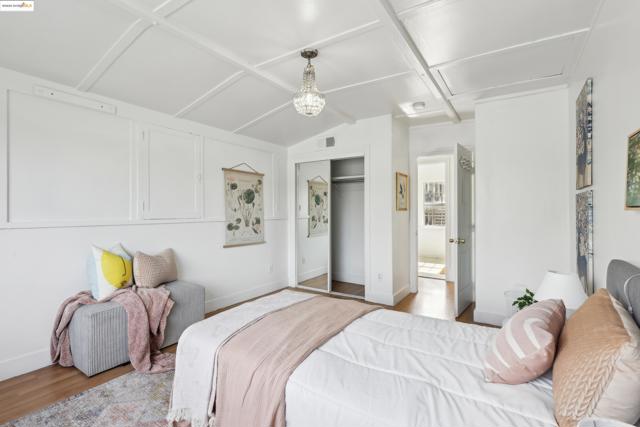 3064 E 15Th St, Oakland CA: https://media.crmls.org/mediaz/1e3df4f3-e949-4cd6-b976-5e71d45dd8bb.jpg