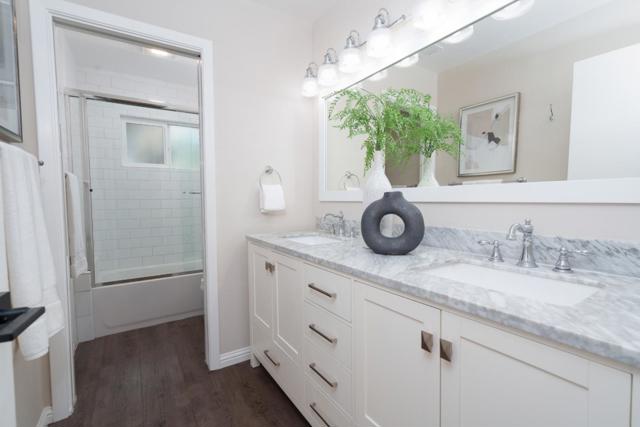 24821 Prospect Avenue, Los Altos Hills CA: https://media.crmls.org/mediaz/1e3f846e-ff7f-4820-93c4-ab4807f7b6f5.jpg