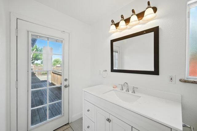 2950 Union Avenue, Hayward CA: https://media.crmls.org/mediaz/1e3fc582-8749-4ae3-82fe-fe4398424858.jpg