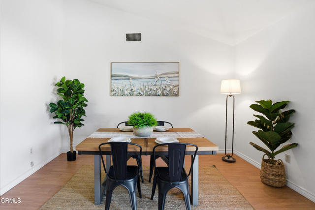 Detail Gallery Image 7 of 60 For 6091 Irena Ave, Camarillo,  CA 93012 - 2 Beds | 2 Baths