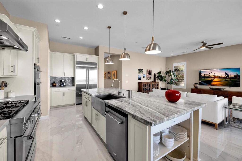 MLS #219137528DA image #16