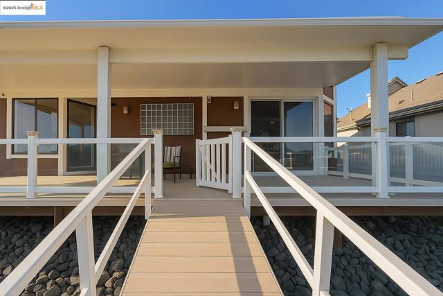 2136 Sand Point Rd, Discovery Bay CA: https://media.crmls.org/mediaz/1e40b68a-f454-4879-ba7e-4b499aea2893.jpg
