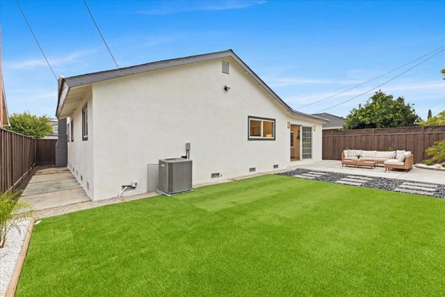 212 Belden Drive, San Jose CA: https://media.crmls.org/mediaz/1e40c3dd-c59a-43f3-a458-fc64bef144b6.jpg