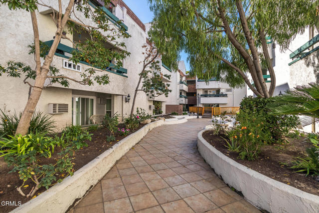 Detail Gallery Image 40 of 49 For 355 S Los Robles Ave #311,  Pasadena,  CA 91101 - 2 Beds | 1 Baths