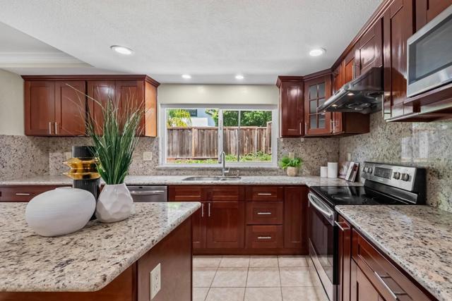 3241 Simberlan Drive, San Jose CA: https://media.crmls.org/mediaz/1e42758a-9358-452d-ba1d-c5776d45ab38.jpg