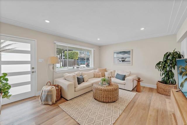 130 Hainline Road, Aptos CA: https://media.crmls.org/mediaz/1e42e6ef-5282-4dd9-9795-71418b5e33dc.jpg