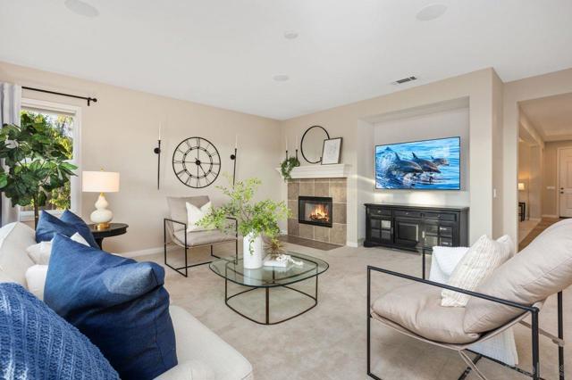 914 Lantana Ct, San Marcos CA: https://media.crmls.org/mediaz/1e42e763-88bf-4228-b00a-5f95d12ebccd.jpg