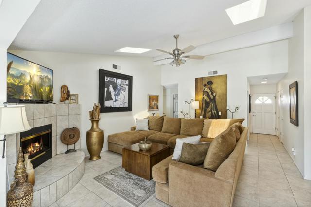 37369 Bankside Drive, Cathedral City CA: https://media.crmls.org/mediaz/1e434a76-28be-4fb1-8e42-f0d3703e7636.jpg