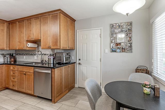 14875 Western Avenue, San Leandro CA: https://media.crmls.org/mediaz/1e4443f7-2dd4-436d-ab97-1205c06ce33c.jpg