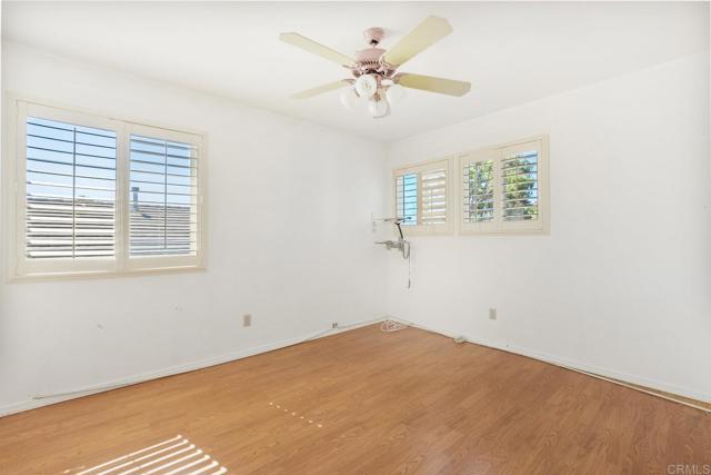 2524 Seattle Drive, El Cajon CA: https://media.crmls.org/mediaz/1e455695-843f-4b21-9d01-258d07e7bf8a.jpg