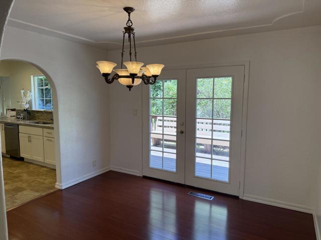 40 Cathy Lane, Scotts Valley CA: https://media.crmls.org/mediaz/1e46cb08-dcf9-4c45-9758-4ead01c12343.jpg