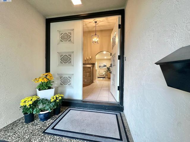 791 Via Del Sol, Livermore CA: https://media.crmls.org/mediaz/1e46d5f9-3952-4452-a22e-8991de2d56a0.jpg