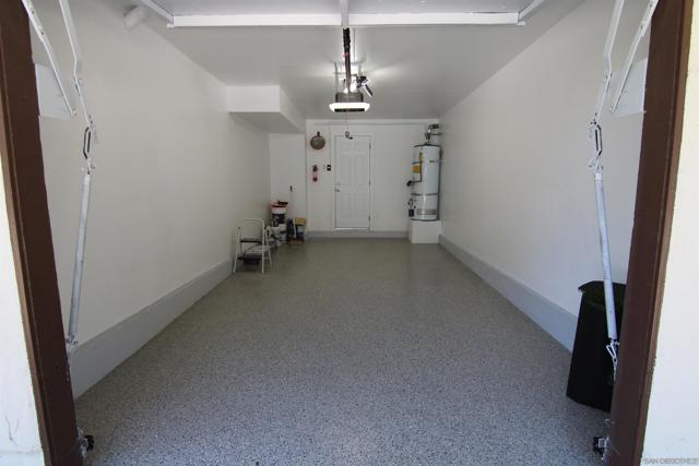 9793 Caminito Cuadro, San Diego CA: https://media.crmls.org/mediaz/1e4798f2-ff99-4bb4-88a7-36591ca84539.jpg