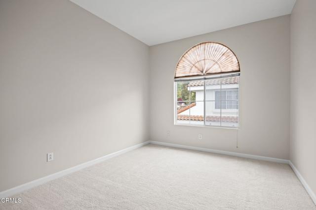 273 Camino Toluca, Camarillo CA: https://media.crmls.org/mediaz/1e48c5ca-8abe-4a57-b06a-ea82d15ab530.jpg