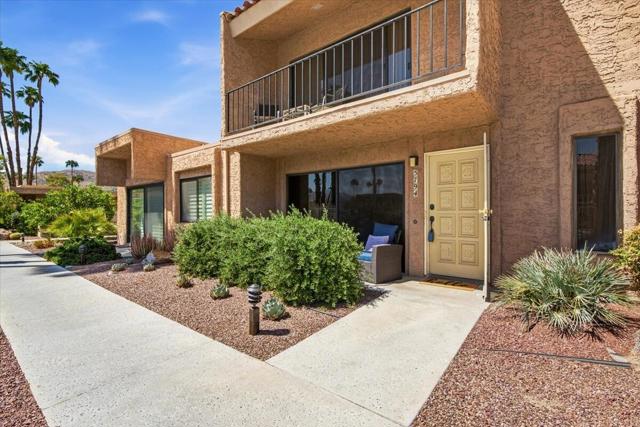 5794 Los Coyotes Drive, Palm Springs, CA 92264