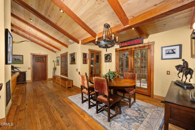 307 San Pascual Avenue, South Pasadena CA: https://media.crmls.org/mediaz/1e4a0bb6-8f95-45de-b03d-07374d6fb4f4.jpg
