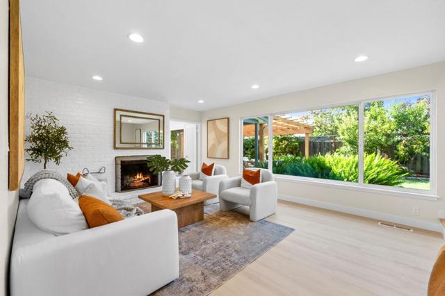 16251 Lilac Lane, Los Gatos CA: https://media.crmls.org/mediaz/1e4aa49f-383b-438b-aec7-128122609cda.jpg