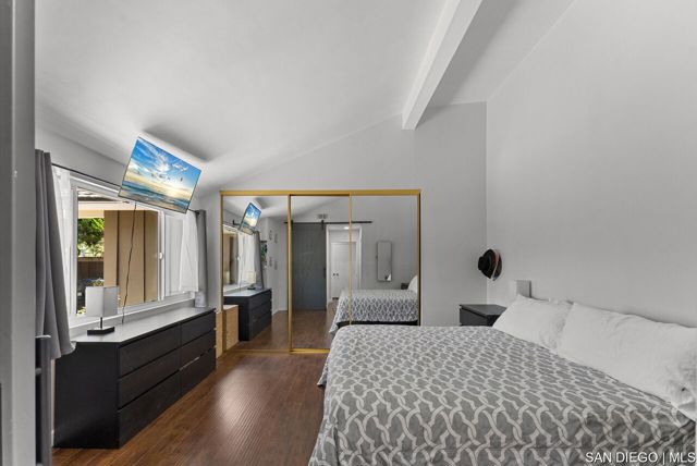 4309 Diegos CT, Fallbrook CA: https://media.crmls.org/mediaz/1e4abd4d-3490-4eb2-9620-09f1a214ba8a.jpg