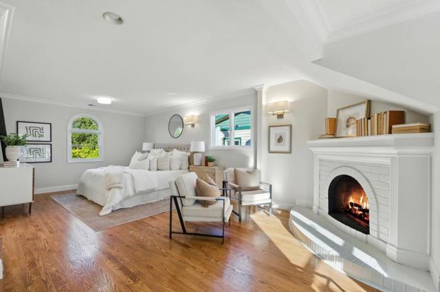 1531 Locust Street, San Mateo CA: https://media.crmls.org/mediaz/1e4cee07-8ac1-4f0a-9a4f-360b45d4a1c4.jpg