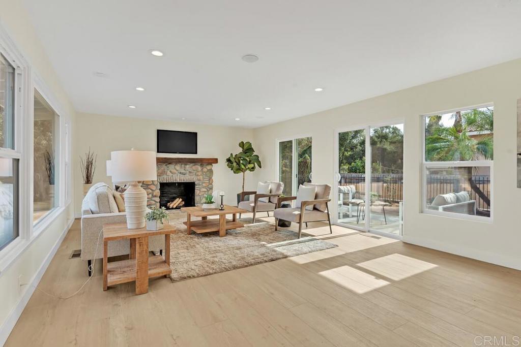 1165 Oak Drive
