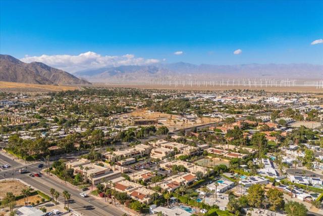 200 E Racquet Club Road, Palm Springs CA: https://media.crmls.org/mediaz/1e4d601a-3579-4313-a218-c8c5ebca84f1.jpg