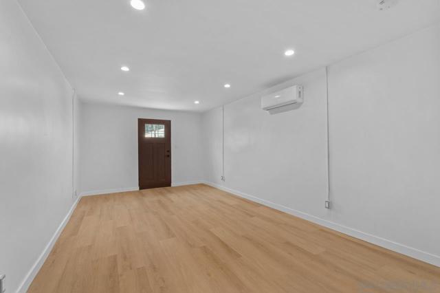 1195 Georgia A-C, Imperial Beach CA: https://media.crmls.org/mediaz/1e4dc7e1-c0de-4418-8b0c-bf4ad9b359fc.jpg