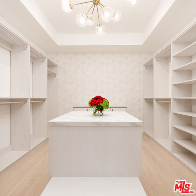 461 Chabela Drive, Manhattan Beach CA: https://media.crmls.org/mediaz/1e4de6ca-4129-4e1d-861c-c634077c765e.jpg