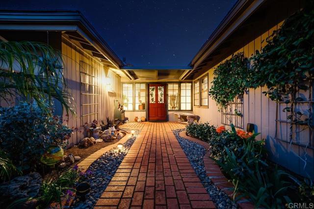 Detail Gallery Image 6 of 42 For 15937 Litten Way, Ramona,  CA 92065 - 3 Beds | 2 Baths