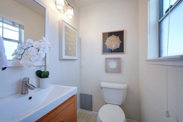 21697 Lomita Avenue, Cupertino CA: https://media.crmls.org/mediaz/1e50fb03-9c99-4669-b75c-df41f964f95b.jpg