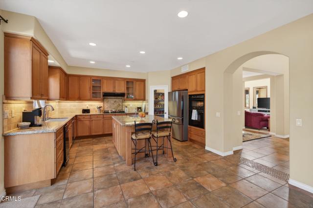 Detail Gallery Image 15 of 78 For 650 Charleston Pl, Ventura,  CA 93004 - 4 Beds | 3 Baths