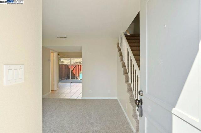 1048 Spring Valley Cmn, Livermore CA: https://media.crmls.org/mediaz/1e512d8e-0fa7-47bb-afd6-002017a8def2.jpg