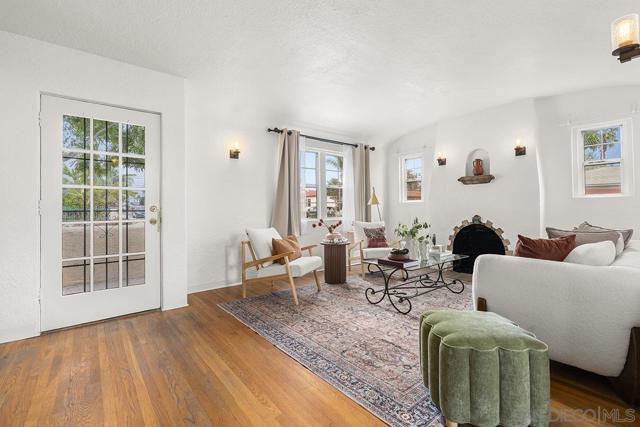 3304 33rd St, San Diego CA: https://media.crmls.org/mediaz/1e518a94-d33d-4ae5-bd60-43e81cc352cb.jpg