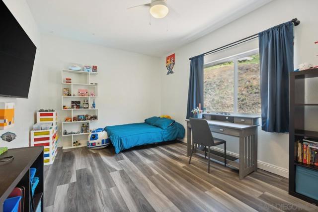 9420 Crest Drive, Spring Valley CA: https://media.crmls.org/mediaz/1e52aec1-7e76-4d13-aa9d-81f763347cd8.jpg