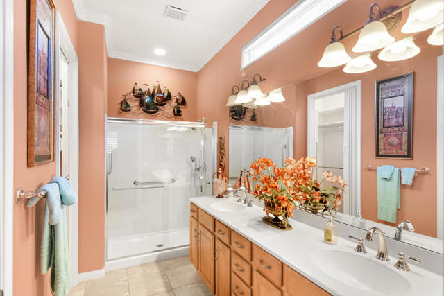 41384 Calle Los Arcos, Indio CA: https://media.crmls.org/mediaz/1e5312b8-68e9-4285-84f8-9f15f97b17fe.jpg