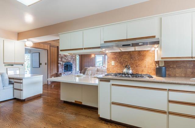 12 Mesa Del Sol, Salinas CA: https://media.crmls.org/mediaz/1e552027-f335-48b9-9893-7802957578f5.jpg