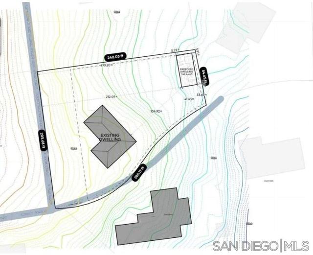 1080 Landavo Rancho Rd, Escondido CA: https://media.crmls.org/mediaz/1e556333-cc9c-43db-9823-fe0efcf4bd9c.jpg