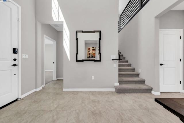 2859 Wylin Blvd, Lathrop CA: https://media.crmls.org/mediaz/1e556bd6-488d-4db0-bb07-58b4ed93f0f0.jpg