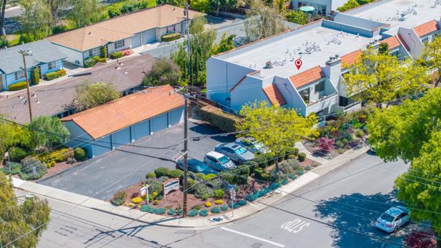 509 Sierra Vista Avenue, Mountain View CA: https://media.crmls.org/mediaz/1e559436-c232-4b10-9c1d-3b3ae521acde.jpg