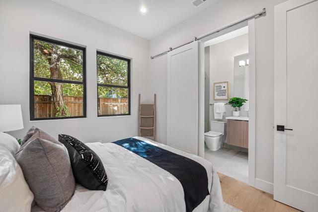 767 Cuesta Drive, Mountain View CA: https://media.crmls.org/mediaz/1e560311-5462-4618-a26a-4725c5ac0c7d.jpg