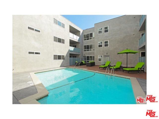 11657 Chenault Street, Los Angeles CA: https://media.crmls.org/mediaz/1e56a04a-4384-4ec3-b167-723d065ce806.jpg