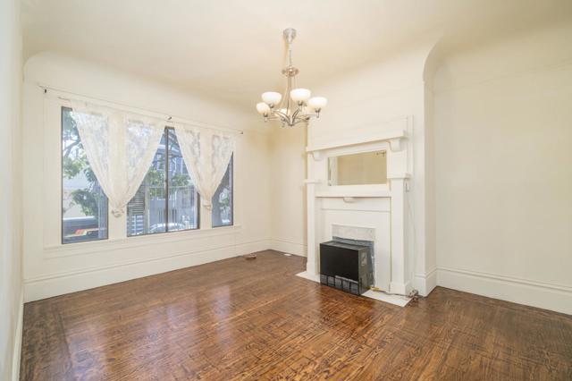 751753 8th Avenue, San Francisco CA: https://media.crmls.org/mediaz/1e584e9a-aaae-4954-91b9-5d09fdd45e60.jpg